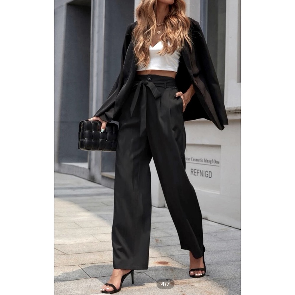 Wide leg trousers